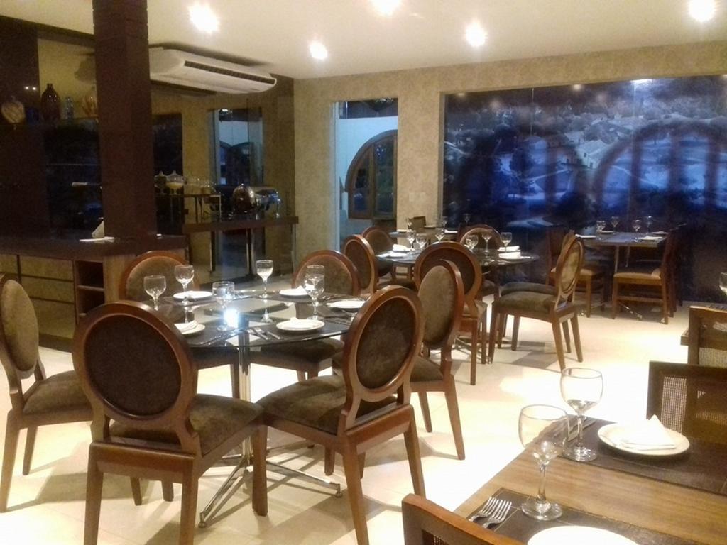 Wembley Park Hotel Porangatu Extérieur photo